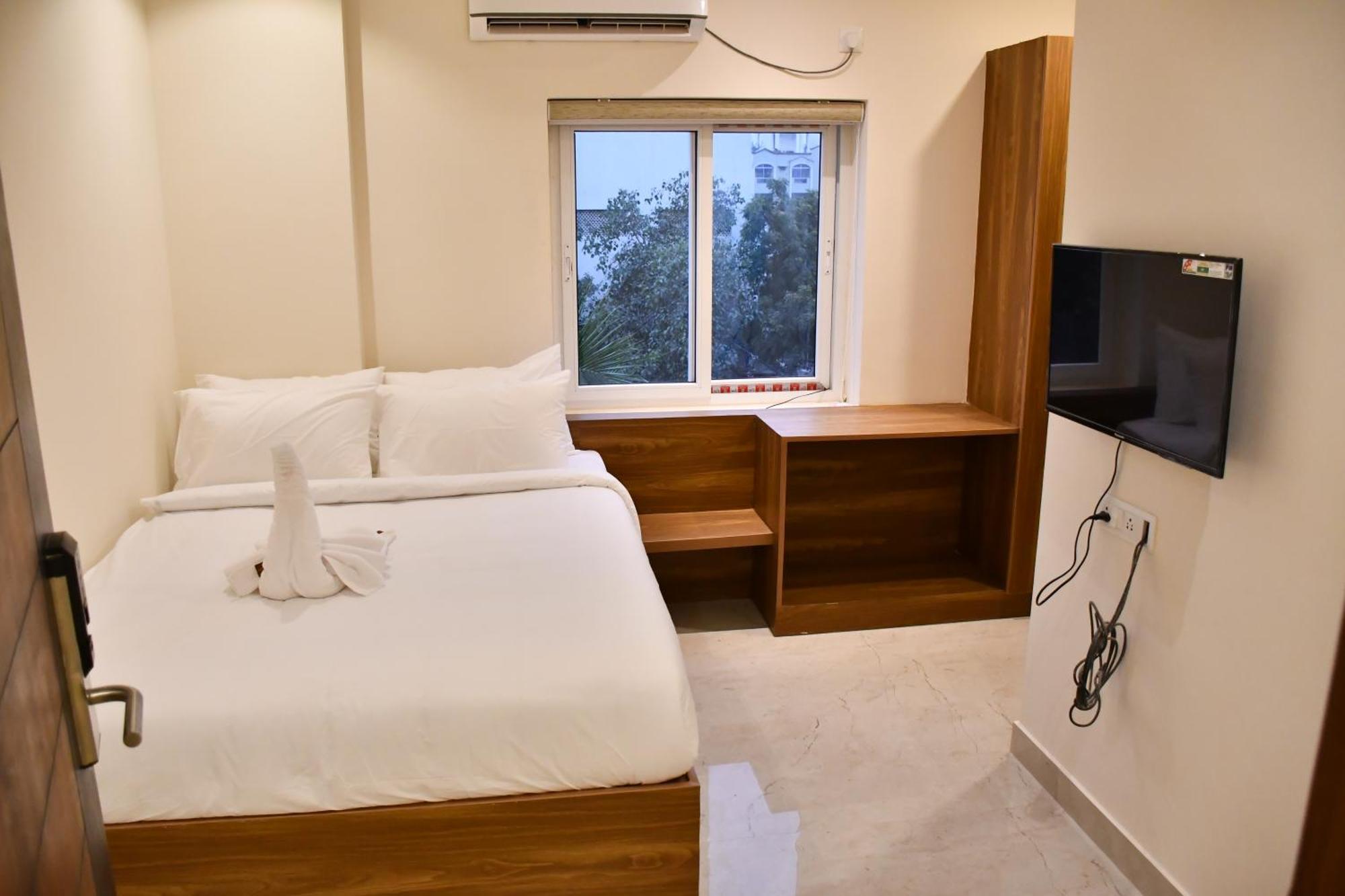 Dhruv Elite And Banquets Hotell Hyderabad Eksteriør bilde